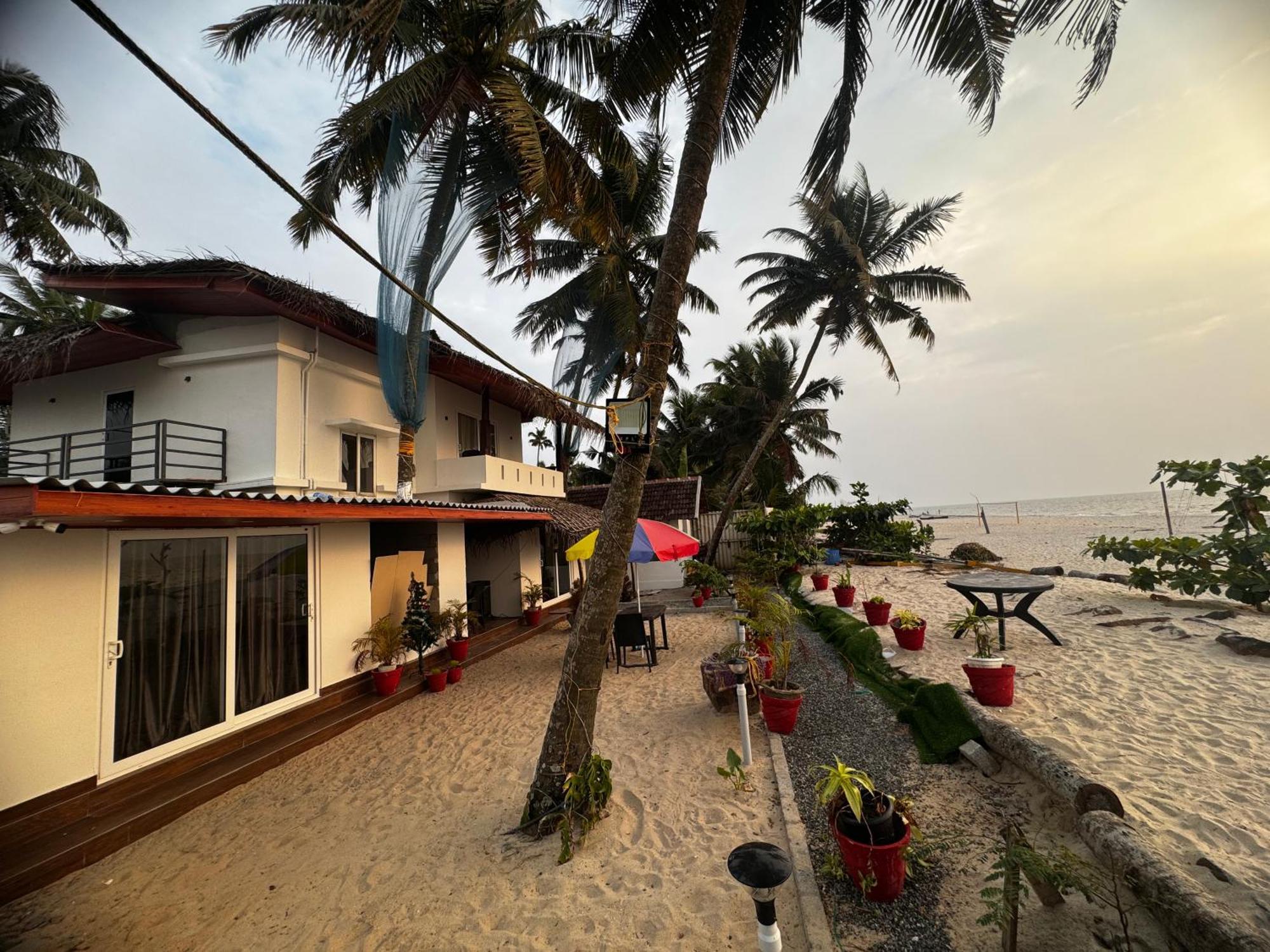 Alivious Beach Homestay Alappuzha Exterior photo