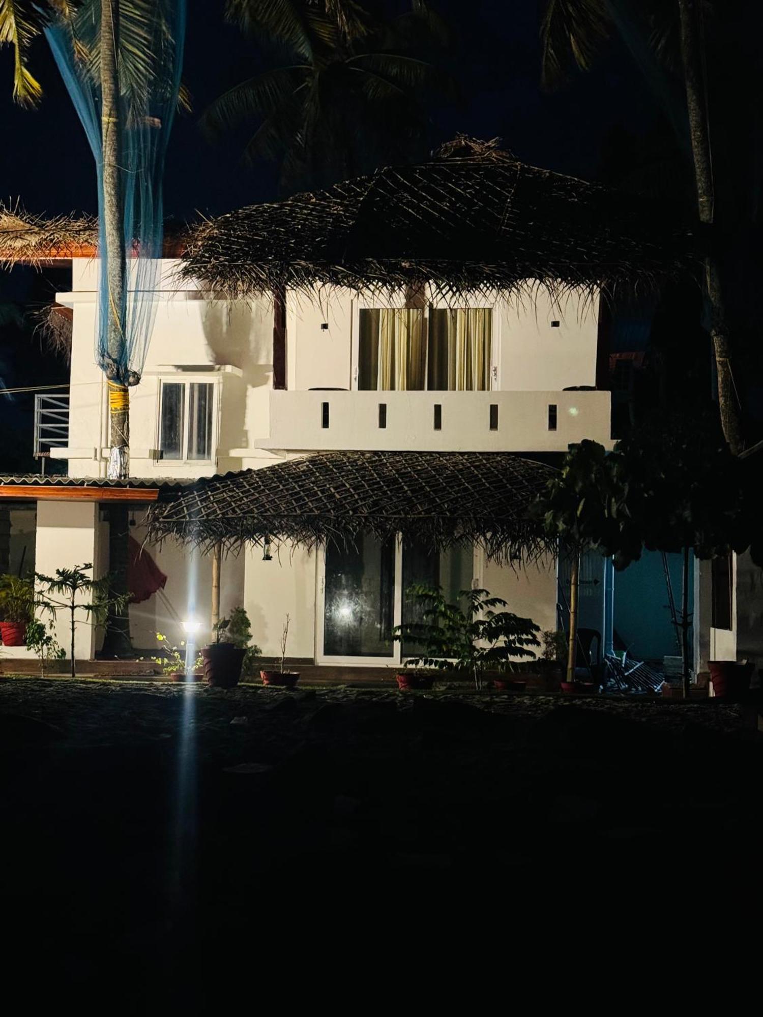 Alivious Beach Homestay Alappuzha Exterior photo