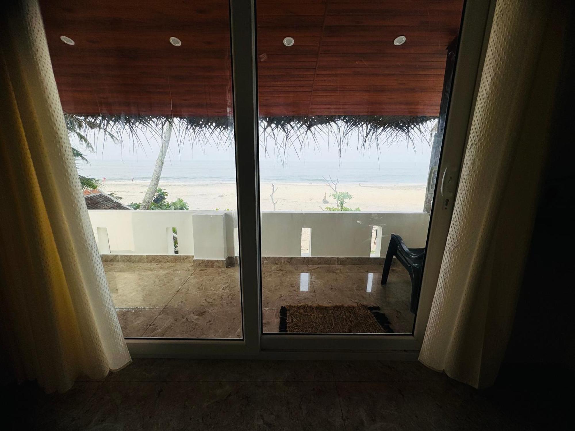 Alivious Beach Homestay Alappuzha Exterior photo