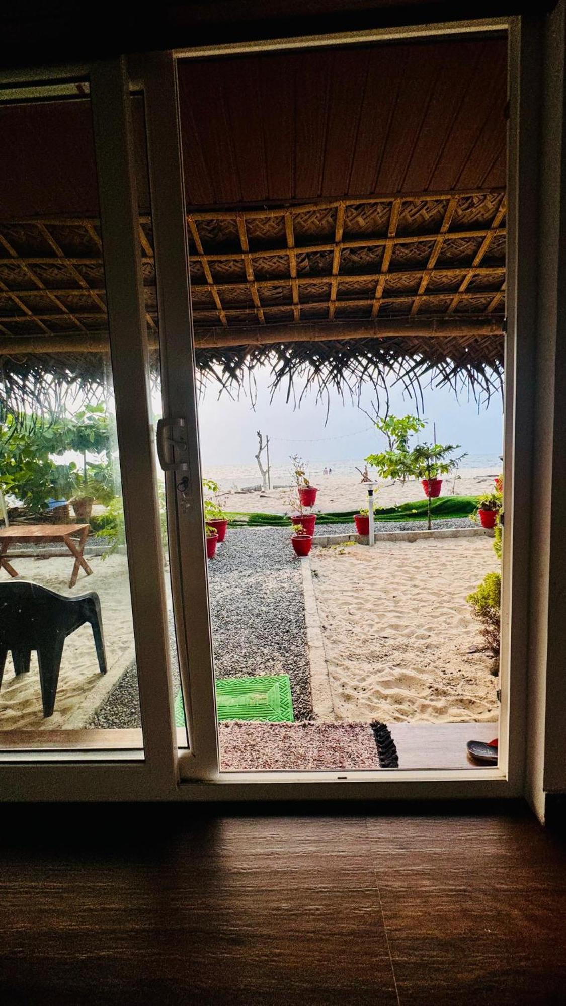 Alivious Beach Homestay Alappuzha Exterior photo
